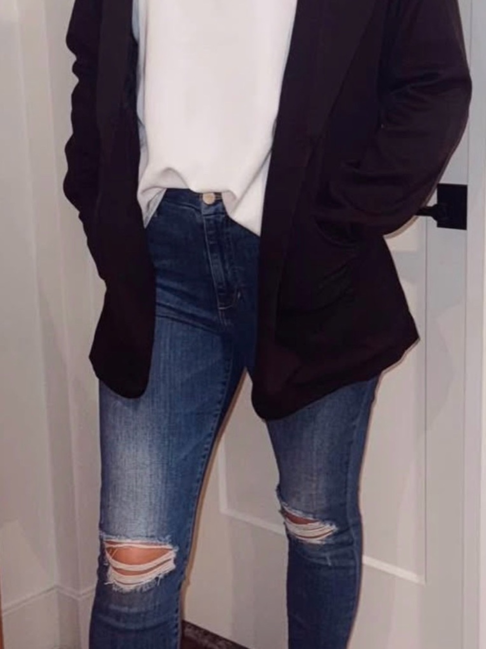 Women’s Black Open Front Blazer Full Sleeve With Pockets Size Large NWOT!